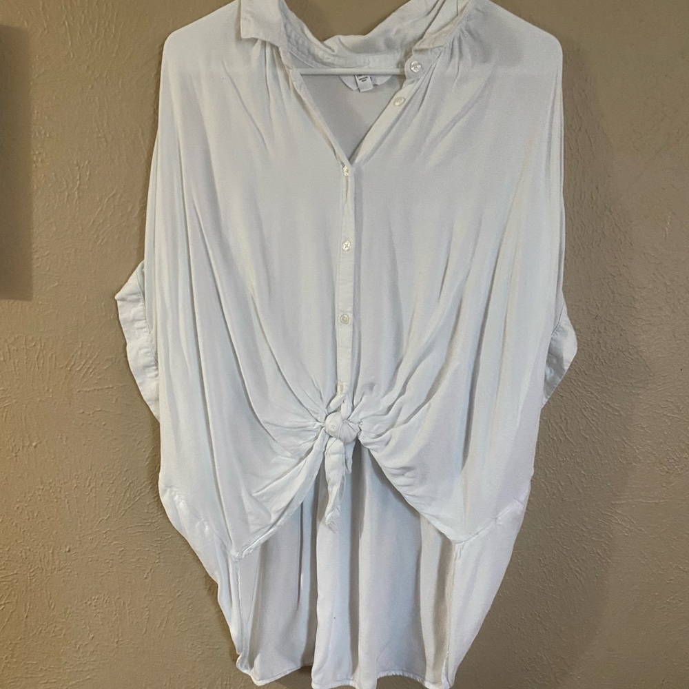 White button up high-low top